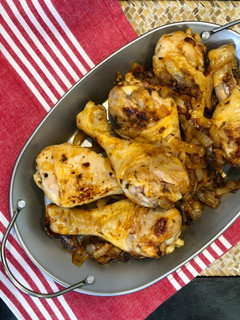 Una foto de Escalfado de muslitos de pollo en Olla GM modelo H