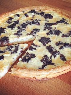 Una foto de Quiche de morcilla y manzana