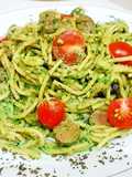 Spaghetti Saus Keju Bayam