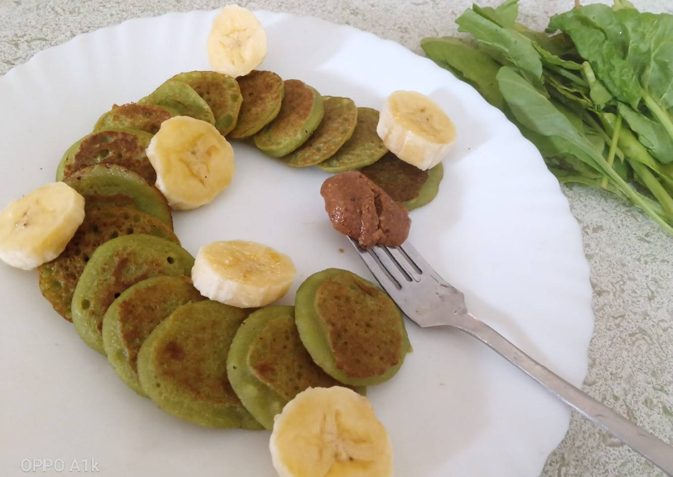 Banana Spinach Pancakes