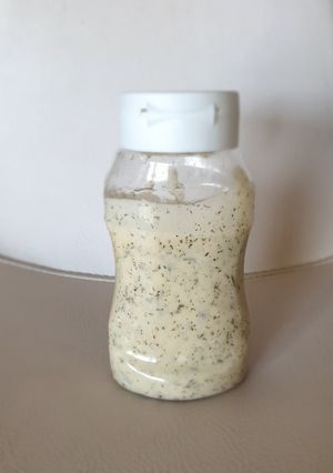 A picture of Ranch Sauce.