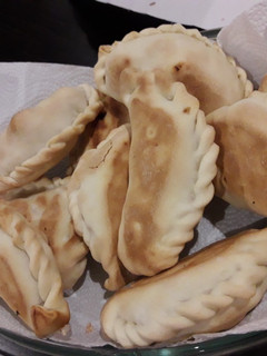 Una foto de Empanadas de pollo
