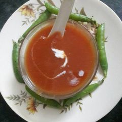 A picture of Tomato gajar soup Tomato carrot soup.
