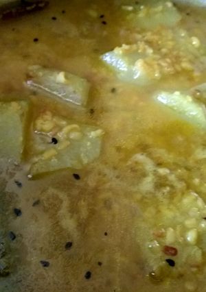 A picture of Bottle gourd mung dal.