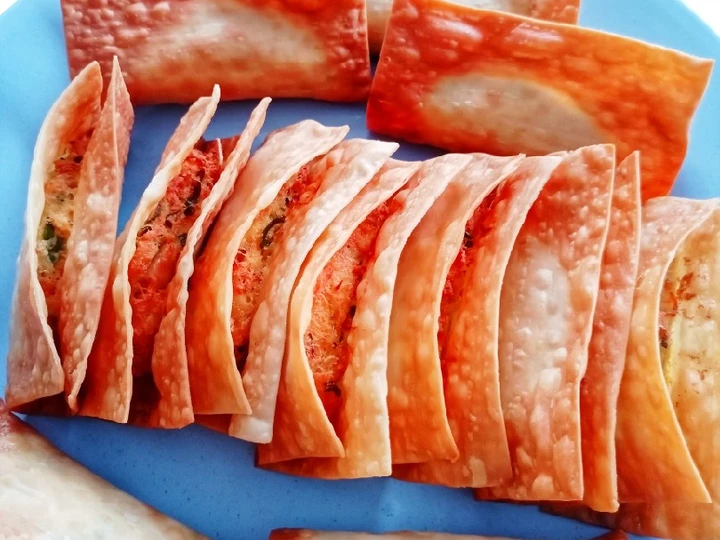 Cara Simple Membuat Resep  Day. 432 Pangsit Goreng Isi Tahu, Wortel dan Sosis (20 month+) yang Menggugah Selera, Sempurna