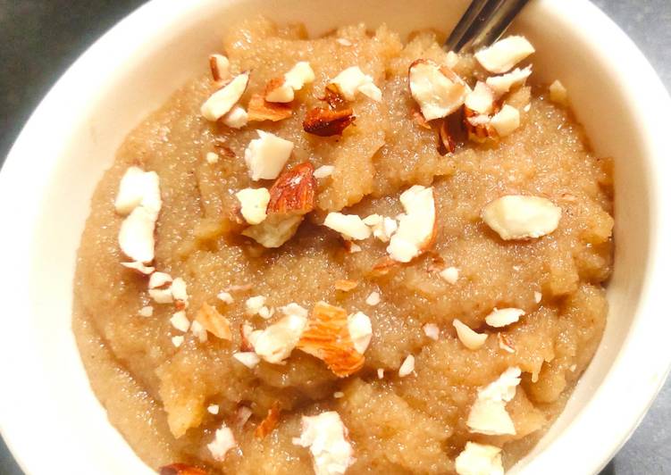 How to Prepare Perfect Suji Halwa