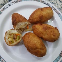A picture of Macaroni bread rolls.