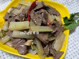十分鐘上菜-西芹炒牛肉