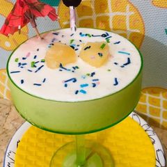 Pinacolada (pineapple 🍷 drink) A picture of Pinacolada (pineapple 🍷 drink).