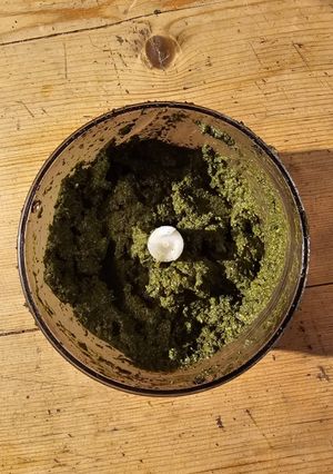 Una foto de Pesto de menta y ortiga