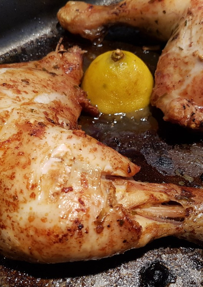 Una foto de Pollo asado al estragón