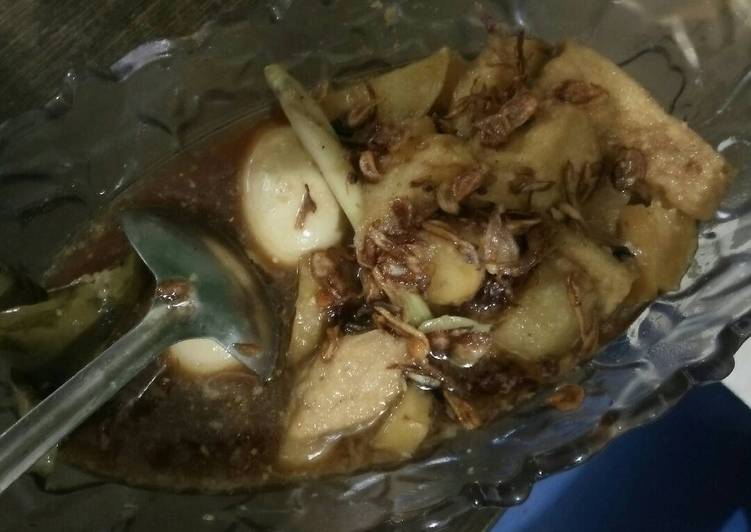 Semur TKT tahu, kentang, telor