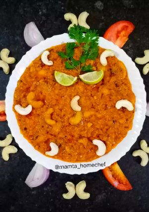 A picture of Cashew Masala Curry.