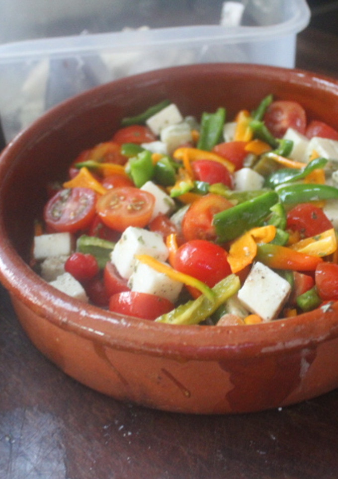Una foto de Ensalada templada de queso