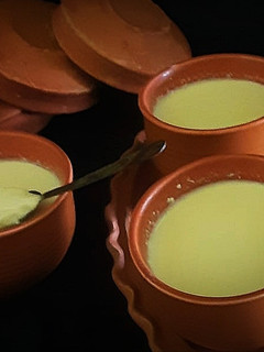 মিষ্টি দই (mishti doi recipe in bengali) রেসিপির প্রধান ছবি