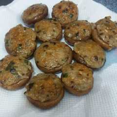 A picture of Jamur isi dg.ikan (yui yuk tungku) chinese food.