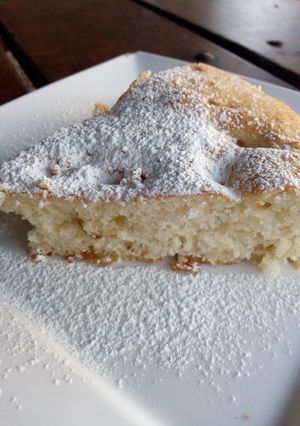 Una foto de Torta de manzana fácil y rendidora