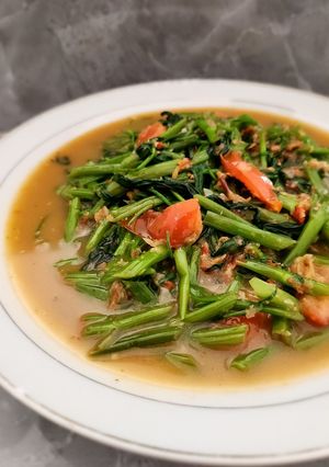 Foto resep Kangkung terasi/belacan (bumbu ulek)