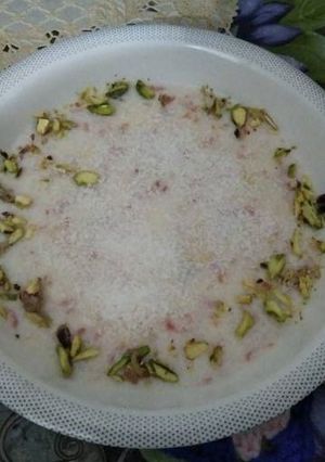 A picture of Rice kheer.