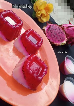 Foto resep Puding Susu Buah Naga