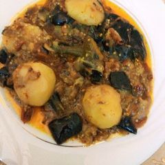 A picture of Aloo baingan ki Bhaji.