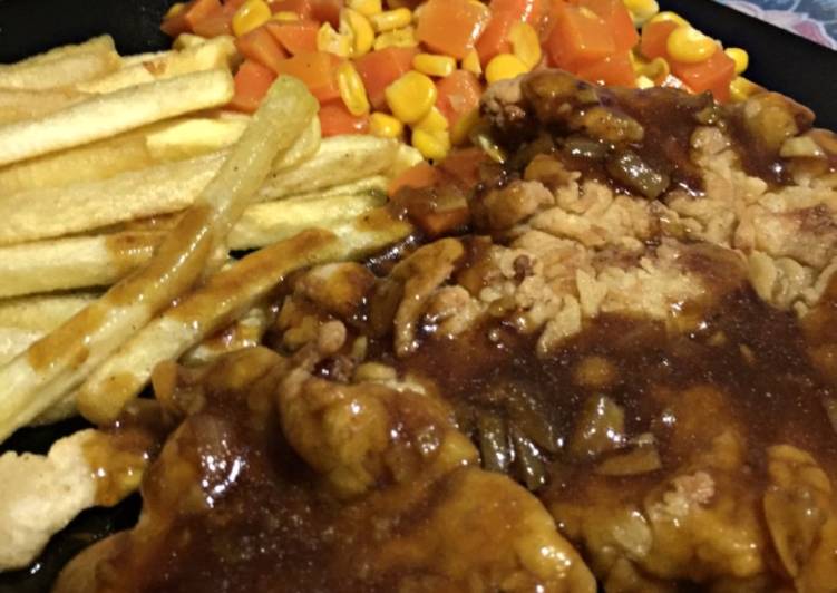 Resep Crispy Chicken Steak with Simple Brown Sauce Anti Gagal