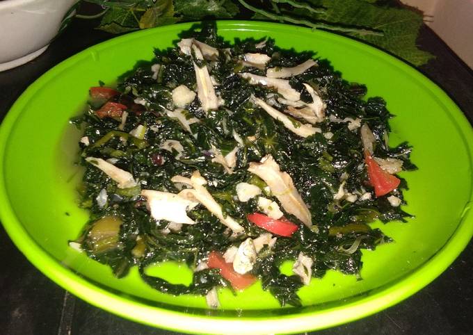 Langkah Mudah untuk Menyiapkan Tumis daun pepaya jepang teri yang Bisa Manjain Lidah