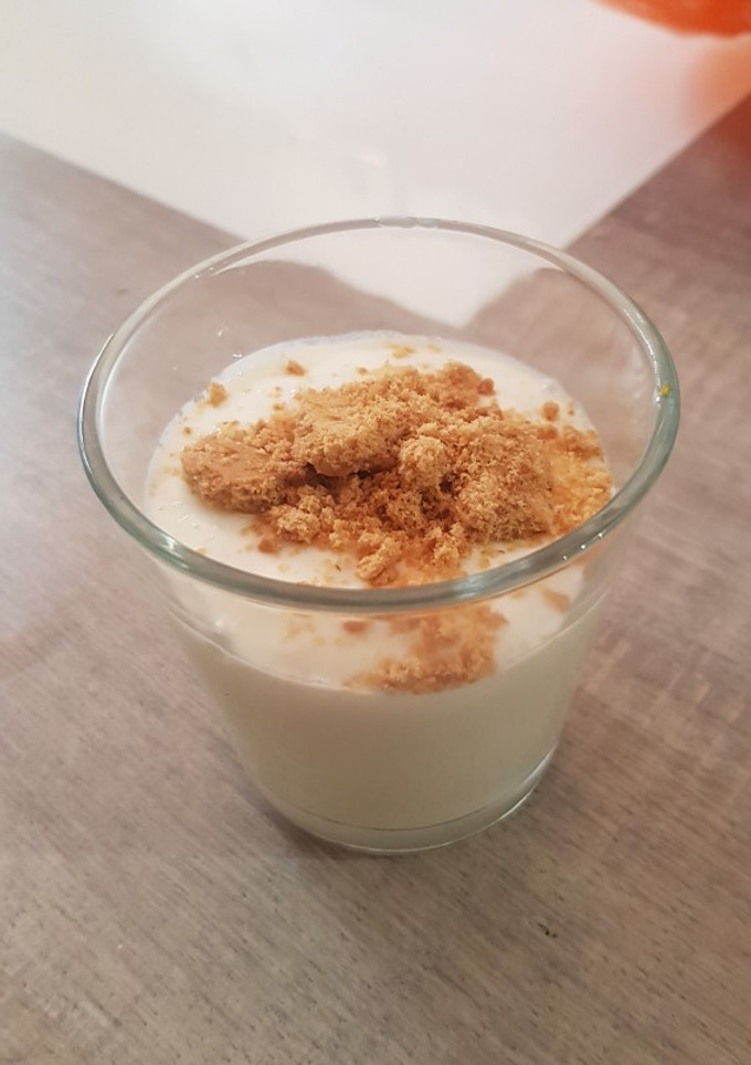 Una foto de Postre de limón y yogurt tm5