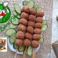 A picture of Spicy Fried chicken skewers.