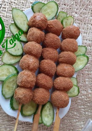A picture of Spicy Fried chicken skewers.