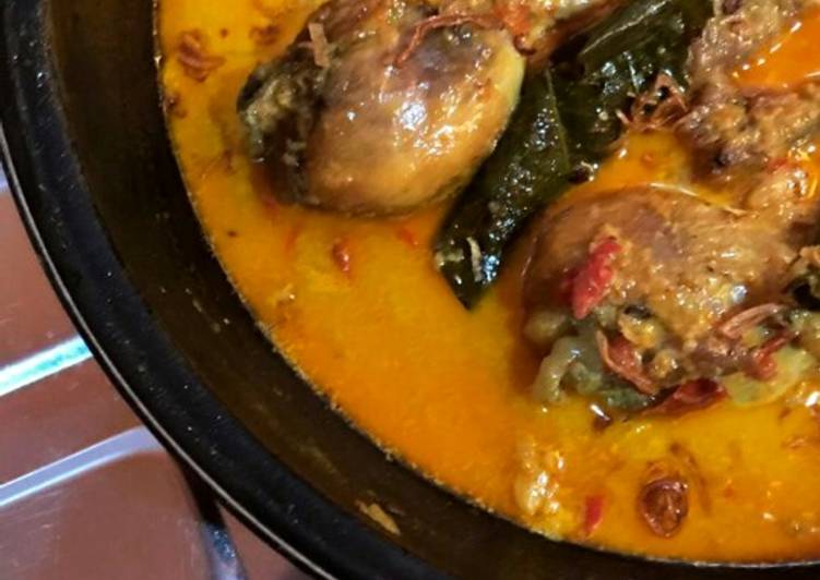 Cara mengolah Ayam Paniki Pedas Lezat