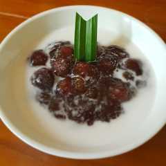 A picture of Bubur Candil Ubi Ungu.