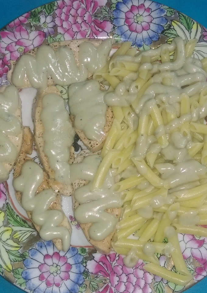 Una foto de Solomillitos de pavo con salsa de queso azul