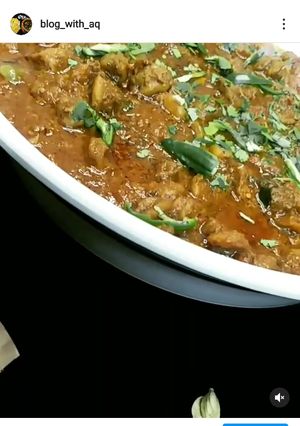 A picture of Prawn karahi (jhinga karahi).
