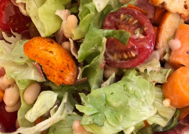 Recipe of Speedy Dark Yellow Salad (Peach, Baby Carrot and Beans)