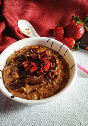 A picture of Chocolate Strawberry Oatmeal.