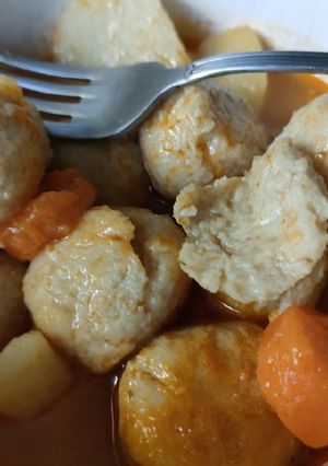 Una foto de Albóndigas con patatas