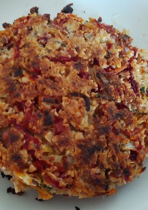 Una foto de Hamburguesas de avena, vegetales y jamón