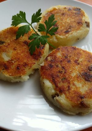 Una foto de Tortitas de papa y champiñones