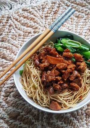 A picture of Pork Ribs Noodle.