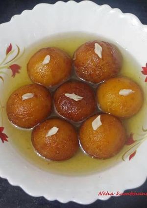 परफेक्ट गुलाब जामुन आउट ऑफ़ मिक्स (Perfect gulab jamun out of mix recipe in hindi) रेसिपी मुख्य फोटो