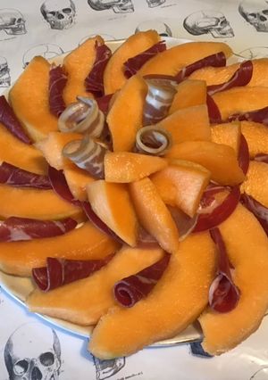 Une photo de Melon à la coppa et pancetta