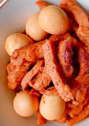 Hình của món Thịt Kho Trứng Cút.