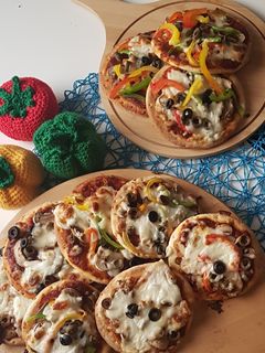 صورة لوصفة بيتزا بالخضار 🍕😋