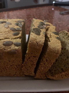 Una foto de PAN de TRIGO SARRACENO y CÚRCUMA (sin gluten)