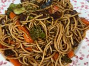 Una foto de spaguetti chino
