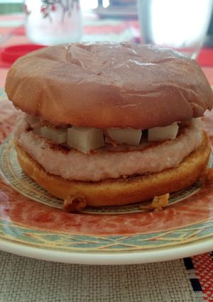 Una foto de Hamburguesa "El Pollo"