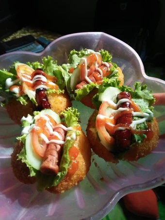 Langkah Gampang Membikin Resep Donat Sosis Saus Pedas Mayo yang Bisa Manjain Lidah Anti Ribet, Lezat