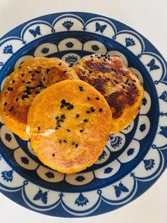 南瓜乳酪煎餅 的食譜成品照片