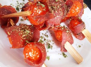 Une photo de Brochettes de tomates cerises 🍅#tablierdor2023